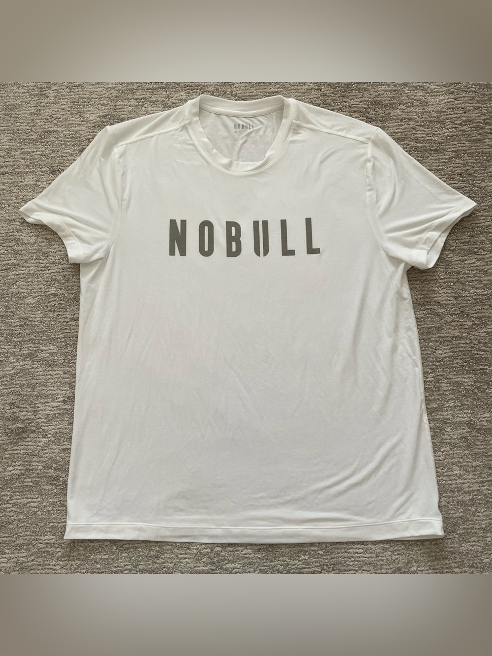 NOBULL T Shirt Men’s Size XL White Lightweight Active Workout Gym Short Sleeve